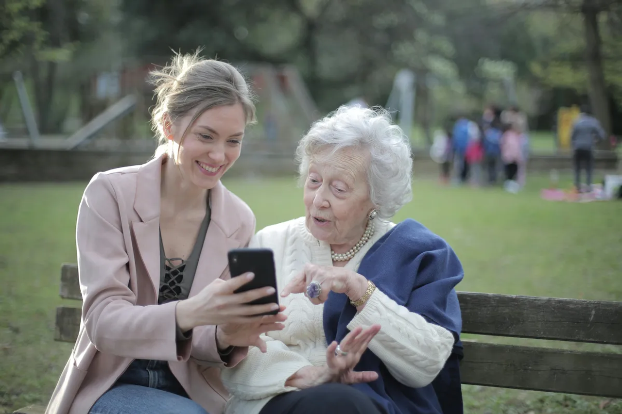Professional caregiver providing home care services throughout Hunt County, Texas